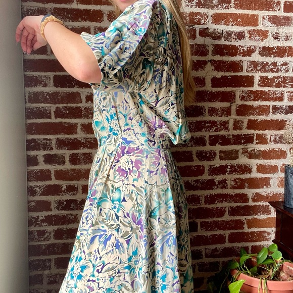 Vintage 70s floral dress - Picture 4 of 7